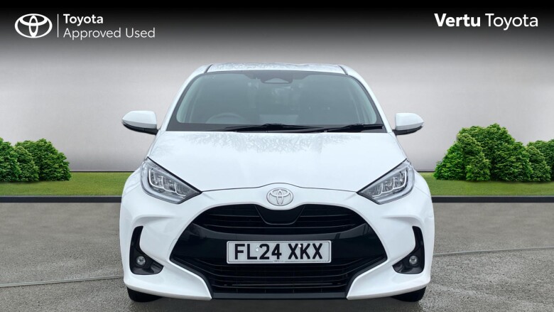 Toyota Yaris 1.5 Hybrid Design 5dr CVT Hybrid Hatchback